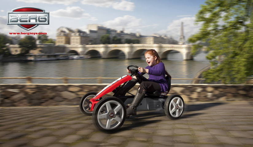 Rally-Parijs_met_logo_a.jpg Berg Jeep varosi kompakt pedalgokart